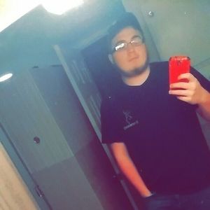 Meet your Posher, Lowell